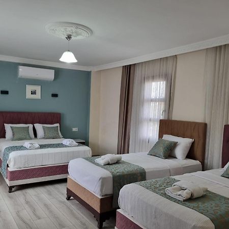 קוסדסי Sezgin Boutique Hotel מראה חיצוני תמונה