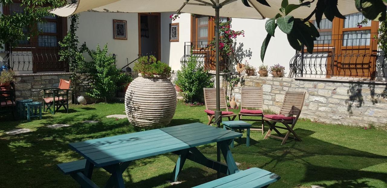 קוסדסי Sezgin Boutique Hotel מראה חיצוני תמונה