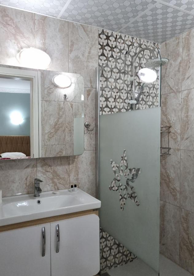 קוסדסי Sezgin Boutique Hotel מראה חיצוני תמונה
