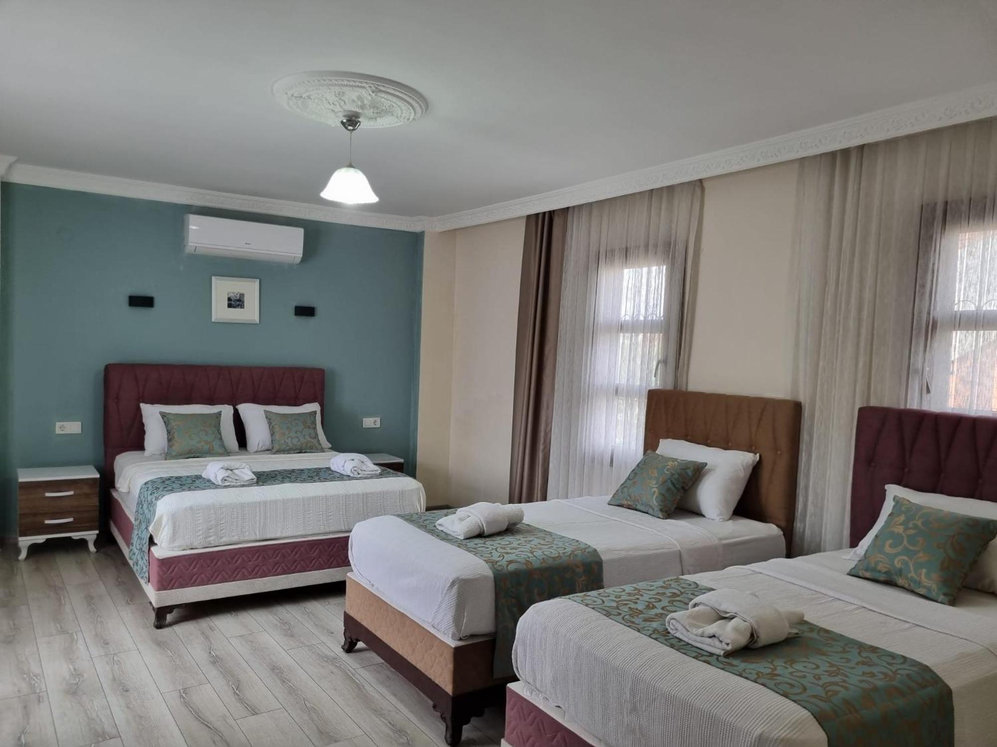 קוסדסי Sezgin Boutique Hotel מראה חיצוני תמונה