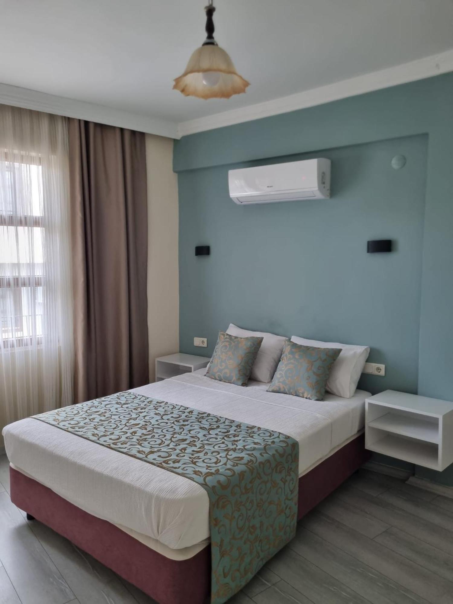 קוסדסי Sezgin Boutique Hotel מראה חיצוני תמונה
