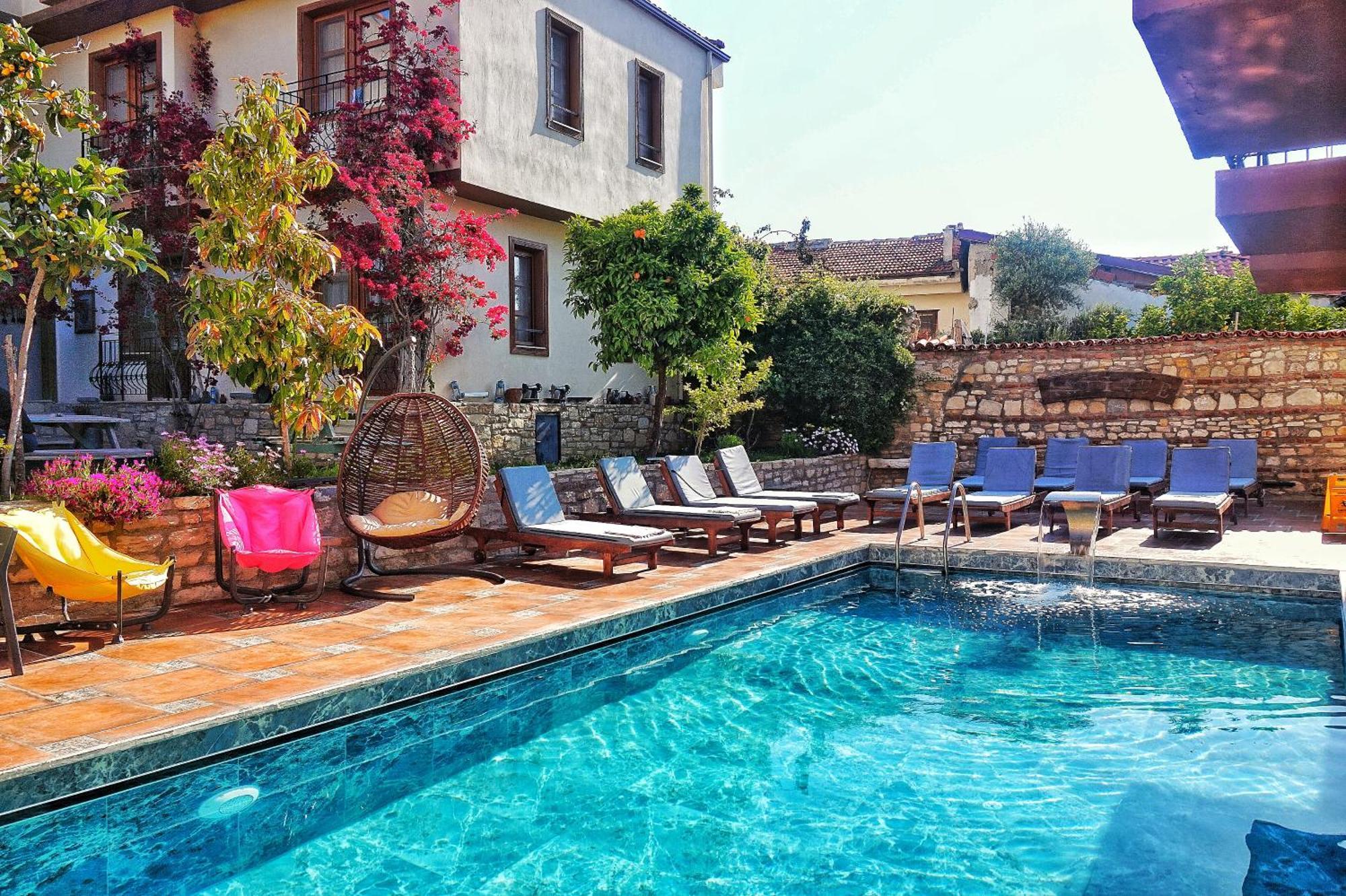 קוסדסי Sezgin Boutique Hotel מראה חיצוני תמונה